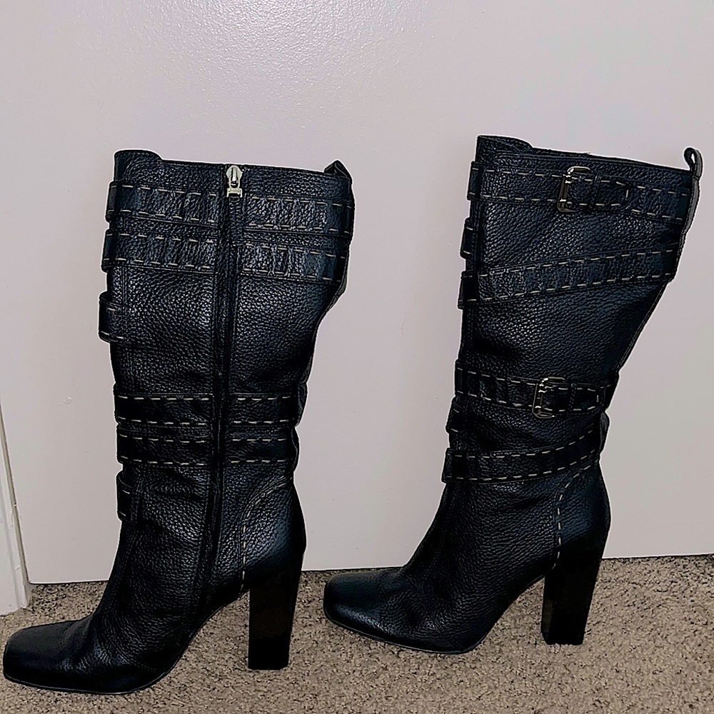 🔥🔥🔥Excellent Condition Black Fendi Boots (All Leather)